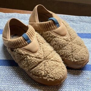 Teva ReEmber Fleece Shoes